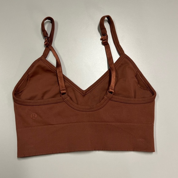 Lululemon 🍋 Ebb To Street Bra Size 4 - Picture 5 of 9